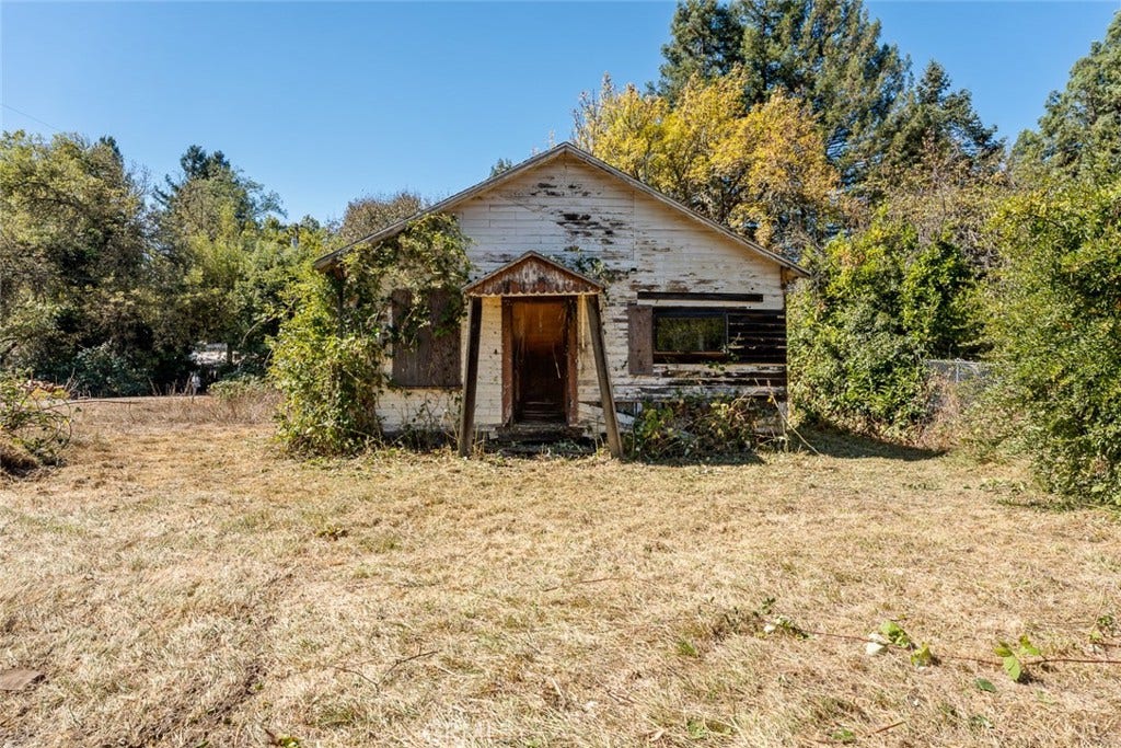 1124 Locust Street, Willits, CA 95490 1124 Locust Street, Willits, CA 95490