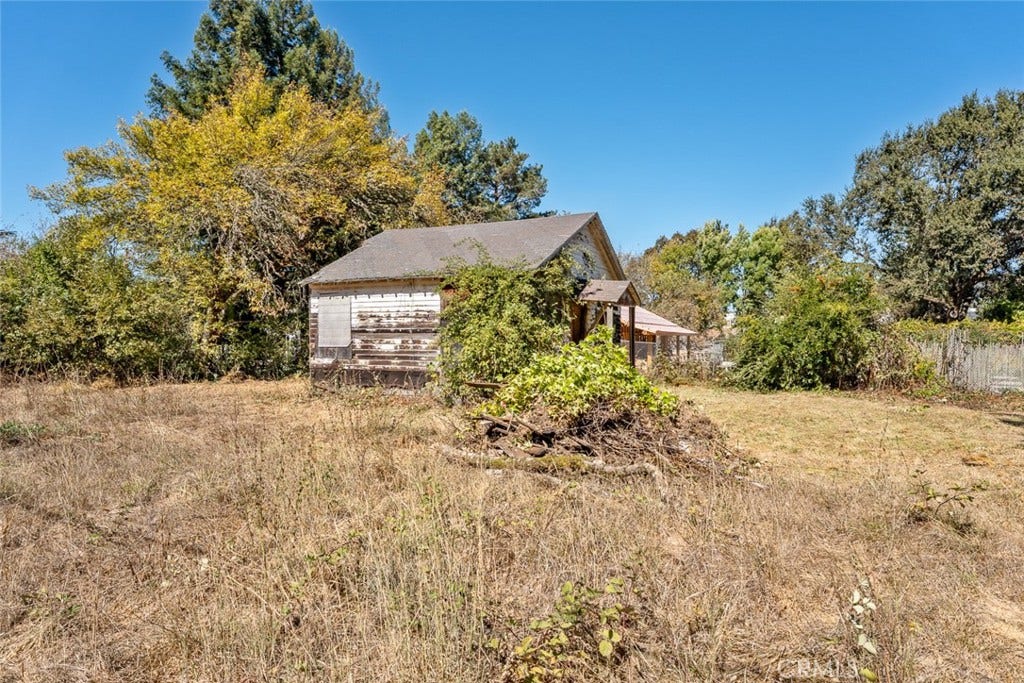 1124 Locust Street, Willits, CA 95490 1124 Locust Street, Willits, CA 95490