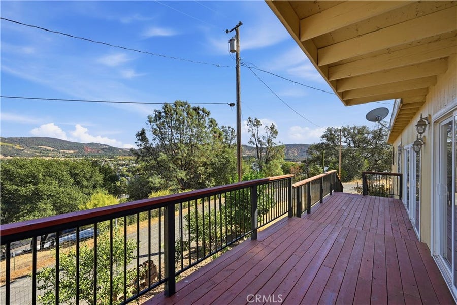 Property photo for 12322 Lakeview Drive, Clearlake Oaks, CA