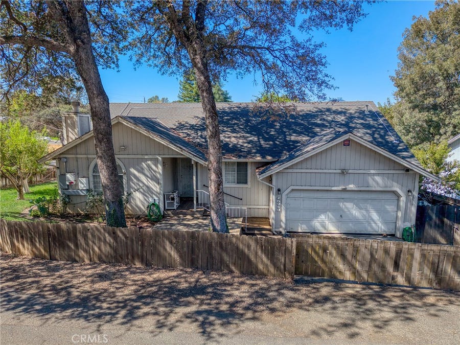 Property photo for 15243 Austin Rd, Clearlake, CA