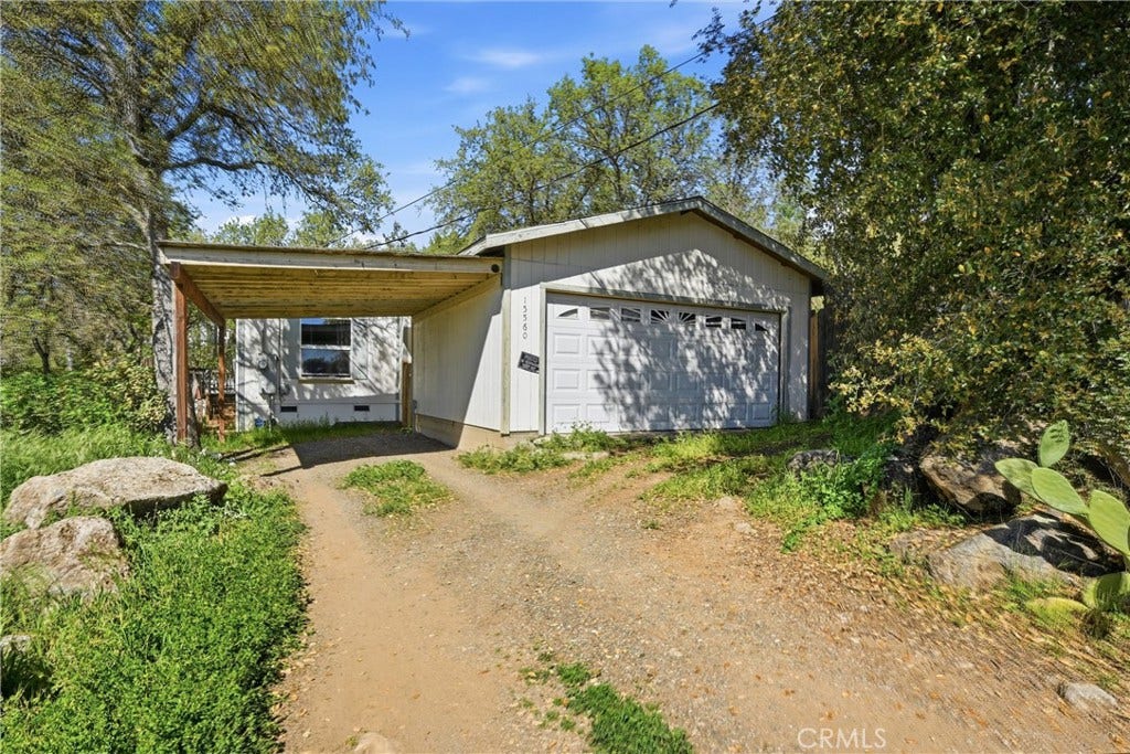 15560 20th Avenue, Clearlake, CA 95422 15560 20th Avenue, Clearlake, CA 95422