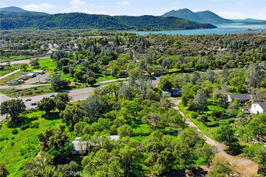 15560 20th Avenue, Clearlake, CA 95422 15560 20th Avenue, Clearlake, CA 95422