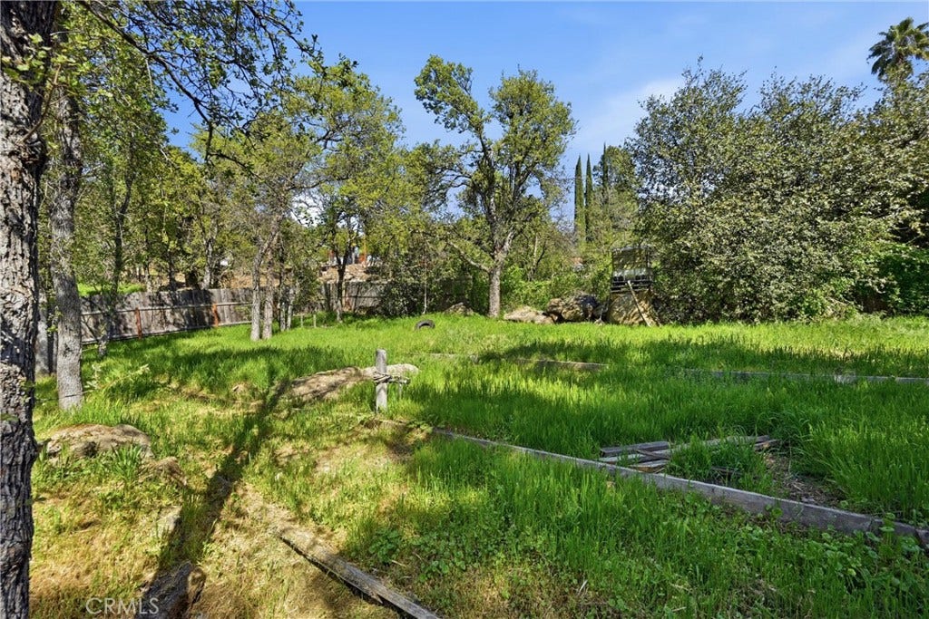 15560 20th Avenue, Clearlake, CA 95422 15560 20th Avenue, Clearlake, CA 95422