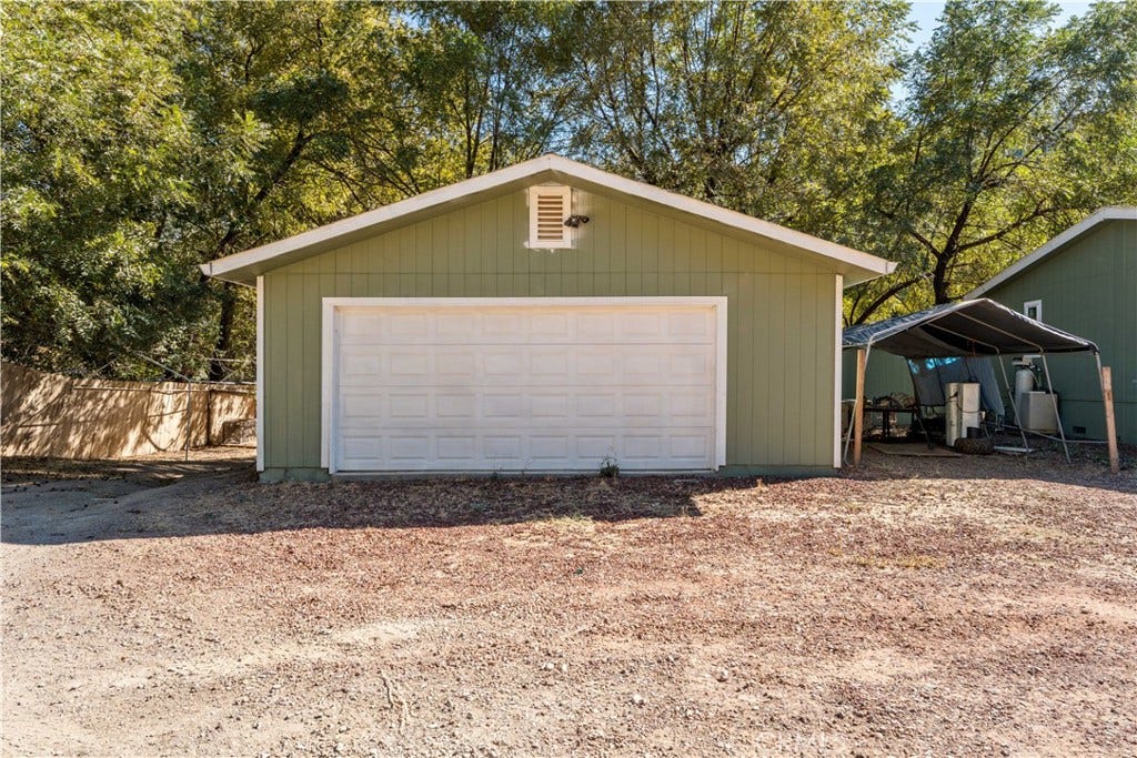2043 New Long Valley Road, Clearlake Oaks, CA 95423 2043 New Long Valley Road, Clearlake Oaks, CA 95423