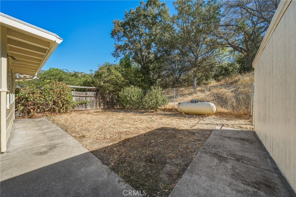 4262 Country Club, Lucerne, CA 95458