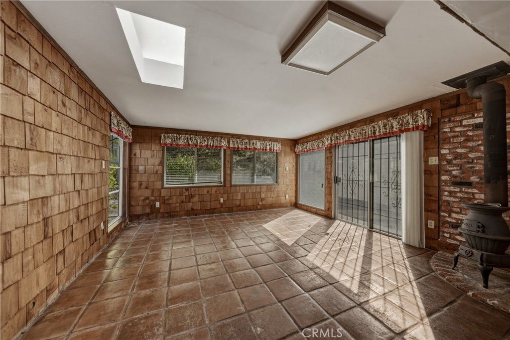 4262 Country Club, Lucerne, CA 95458