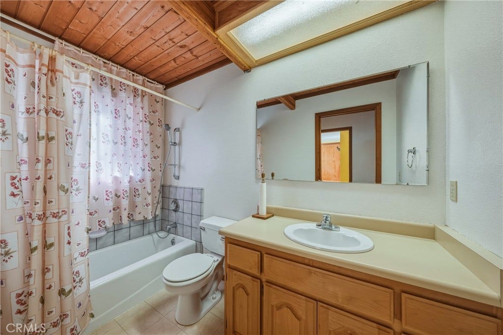 2535 Sherman Street, Nice, CA 95464 Main floor bathroom