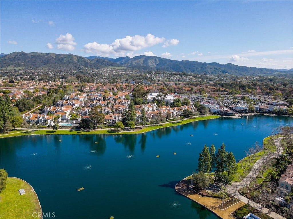 13 Via Acuatica, Rancho Santa Margarita, CA 92688 13 Via Acuatica, Rancho Santa Margarita, CA 92688