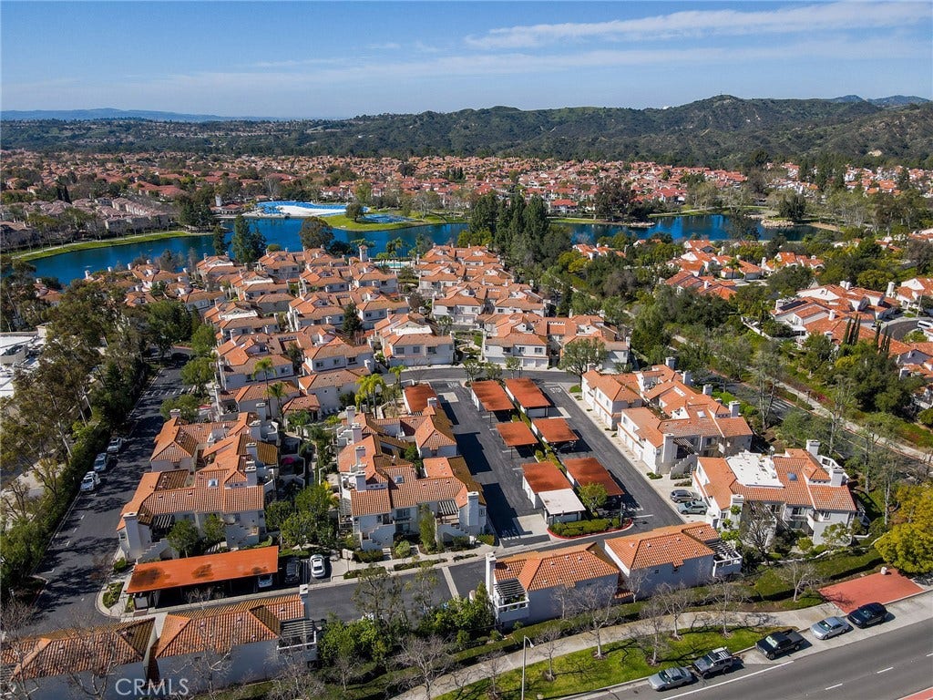 13 Via Acuatica, Rancho Santa Margarita, CA 92688 13 Via Acuatica, Rancho Santa Margarita, CA 92688
