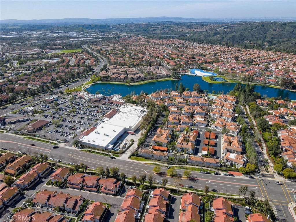 13 Via Acuatica, Rancho Santa Margarita, CA 92688 13 Via Acuatica, Rancho Santa Margarita, CA 92688