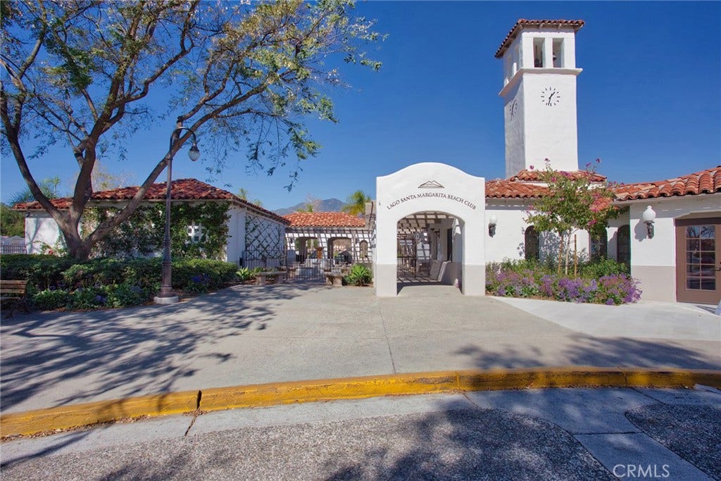 13 Via Acuatica, Rancho Santa Margarita, CA 92688 13 Via Acuatica, Rancho Santa Margarita, CA 92688