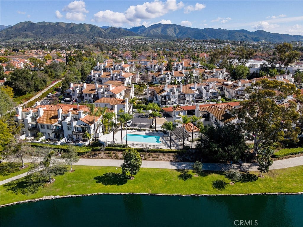 13 Via Acuatica, Rancho Santa Margarita, CA 92688 13 Via Acuatica, Rancho Santa Margarita, CA 92688
