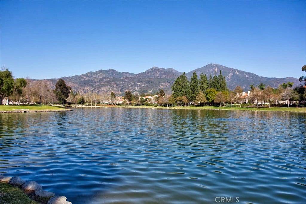 13 Via Acuatica, Rancho Santa Margarita, CA 92688 13 Via Acuatica, Rancho Santa Margarita, CA 92688