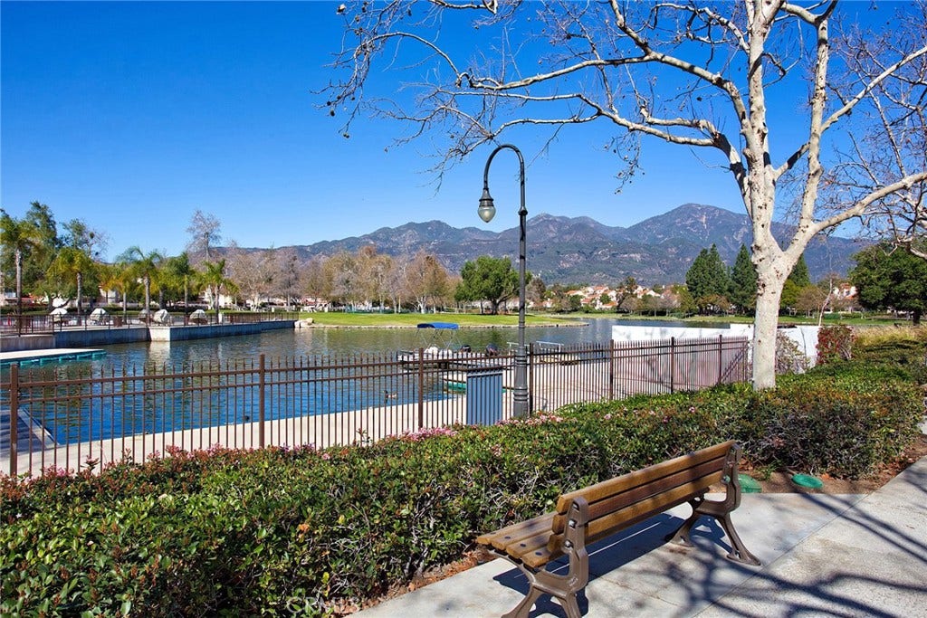 13 Via Acuatica, Rancho Santa Margarita, CA 92688 13 Via Acuatica, Rancho Santa Margarita, CA 92688
