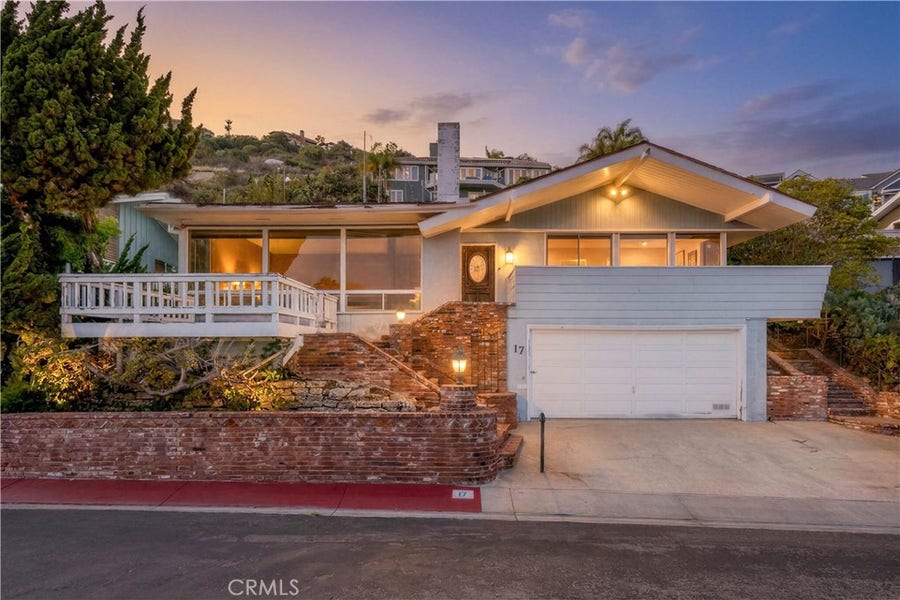 Property photo for 17 N Vista De La Luna, Laguna Beach, CA