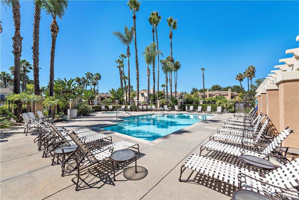 154 Chandon, Laguna Niguel, CA 92677 154 Chandon, Laguna Niguel, CA 92677