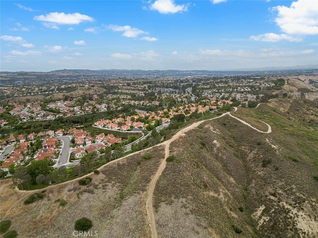 154 Chandon, Laguna Niguel, CA 92677 154 Chandon, Laguna Niguel, CA 92677
