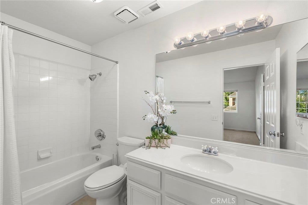 154 Chandon, Laguna Niguel, CA 92677 154 Chandon, Laguna Niguel, CA 92677