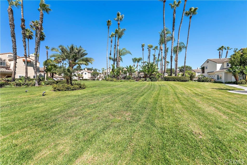 154 Chandon, Laguna Niguel, CA 92677 154 Chandon, Laguna Niguel, CA 92677