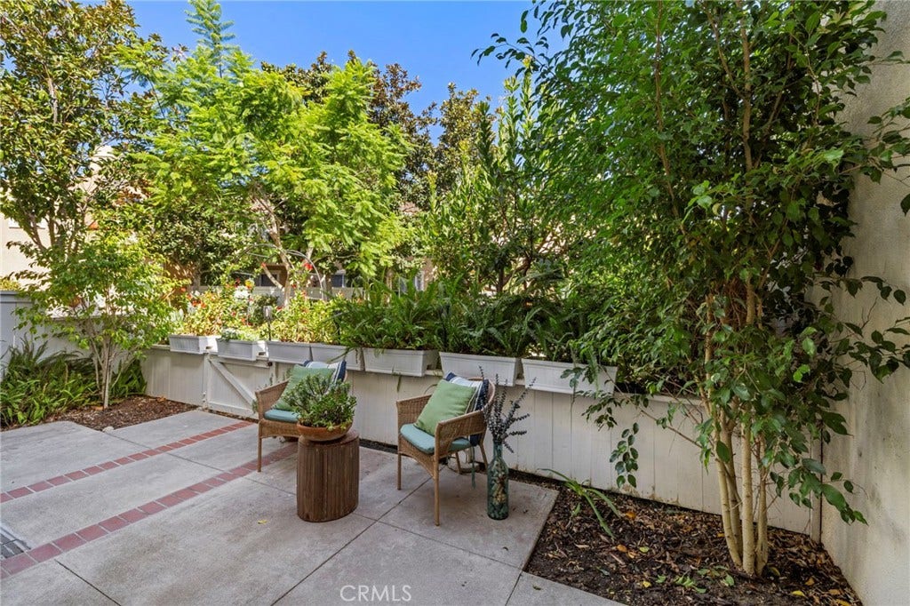 154 Chandon, Laguna Niguel, CA 92677 154 Chandon, Laguna Niguel, CA 92677