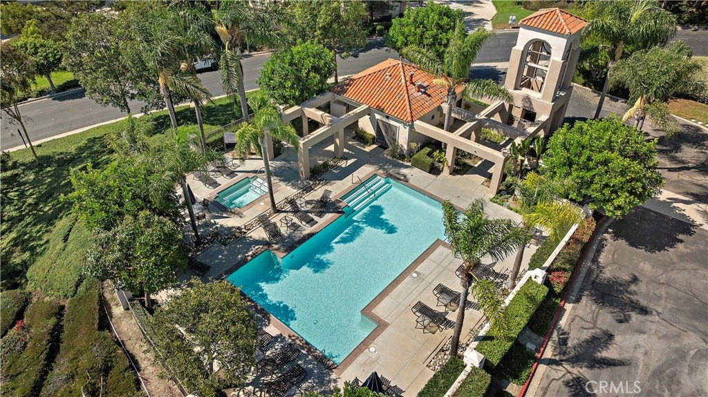 154 Chandon, Laguna Niguel, CA 92677 154 Chandon, Laguna Niguel, CA 92677