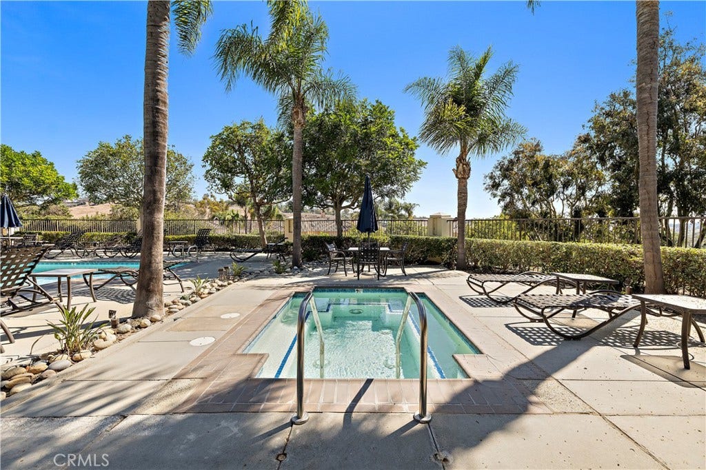 154 Chandon, Laguna Niguel, CA 92677 154 Chandon, Laguna Niguel, CA 92677