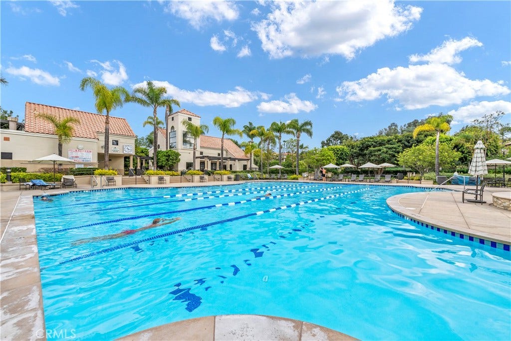 154 Chandon, Laguna Niguel, CA 92677 154 Chandon, Laguna Niguel, CA 92677