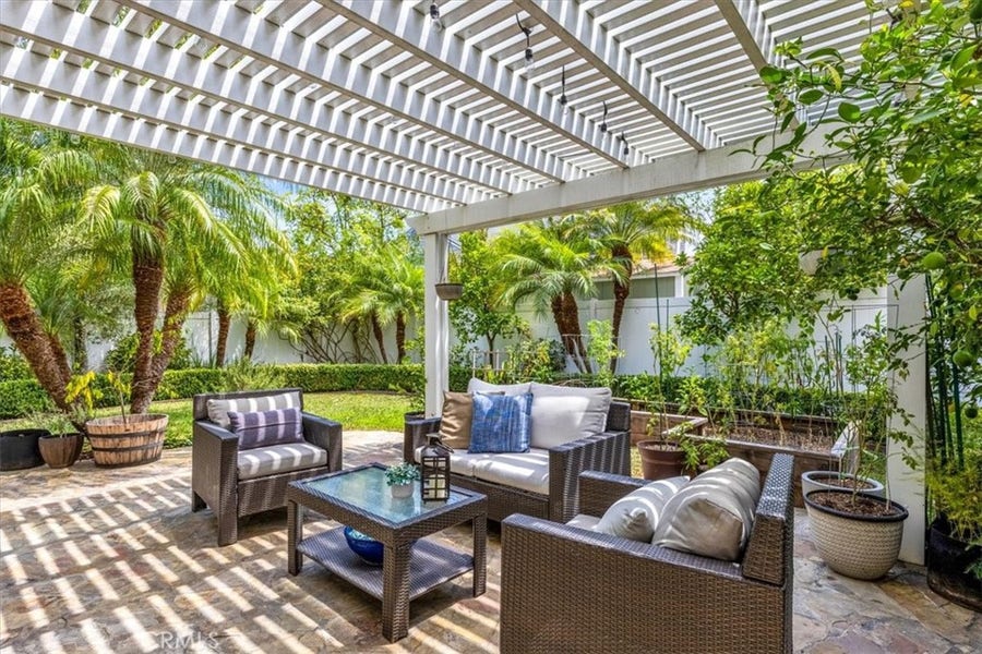Property photo for 16 Pineoak, Aliso Viejo, CA