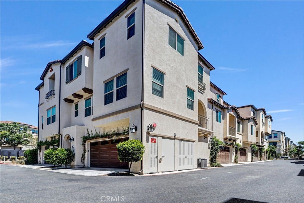 108 High Meadow, Lake Forest, CA 92610 108 High Meadow, Lake Forest, CA 92610