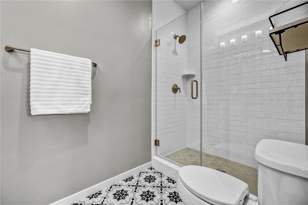 108 High Meadow, Lake Forest, CA 92610 108 High Meadow, Lake Forest, CA 92610