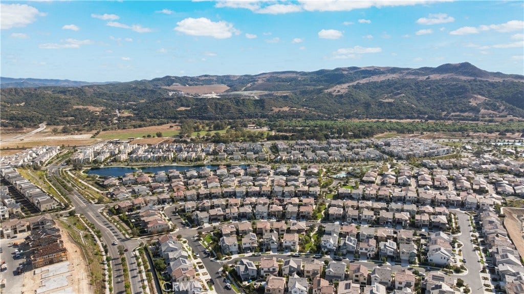 770 Crested Lark, Rancho Mission Viejo, CA 92694