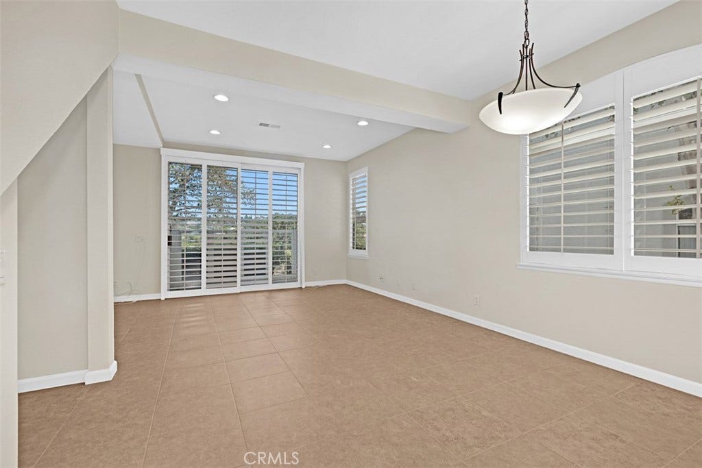 30902 Clubhouse, #23A, Laguna Niguel, CA 92677 Living and dining room