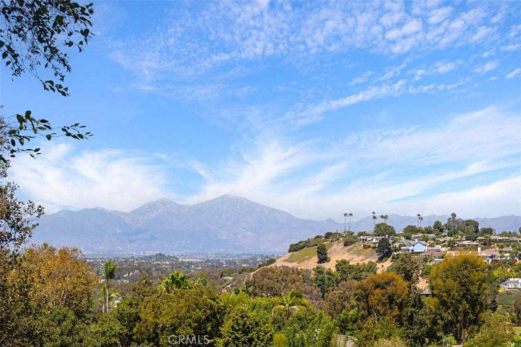 30902 Clubhouse, #23A, Laguna Niguel, CA 92677 Views of Saddleback Mountains