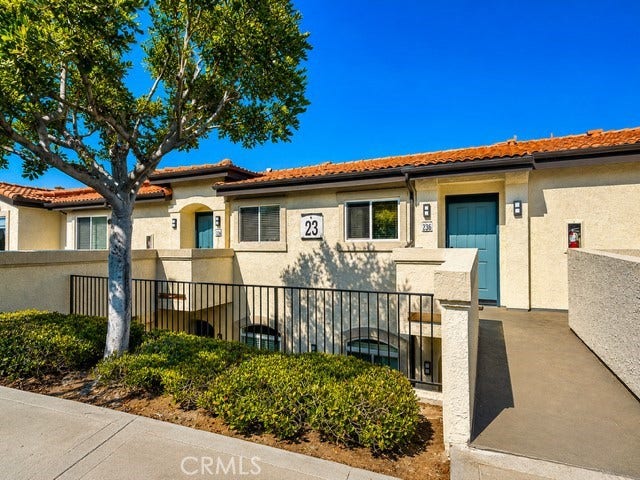30902 Clubhouse, #23A, Laguna Niguel, CA 92677 Entrance to Building