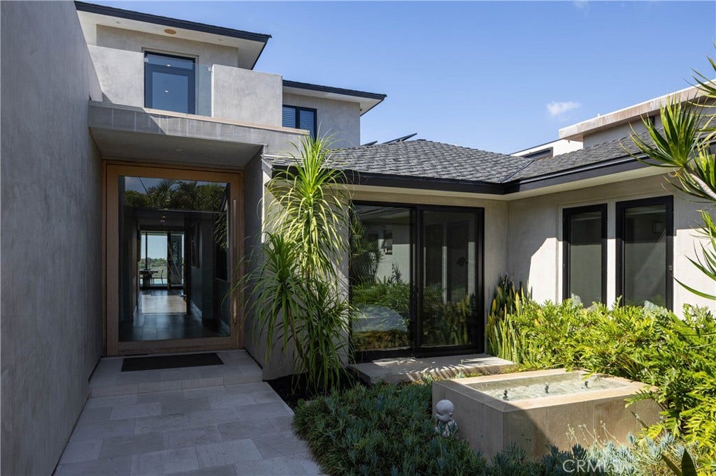 2975 CATALPA STREET, Newport Beach, CA 92660