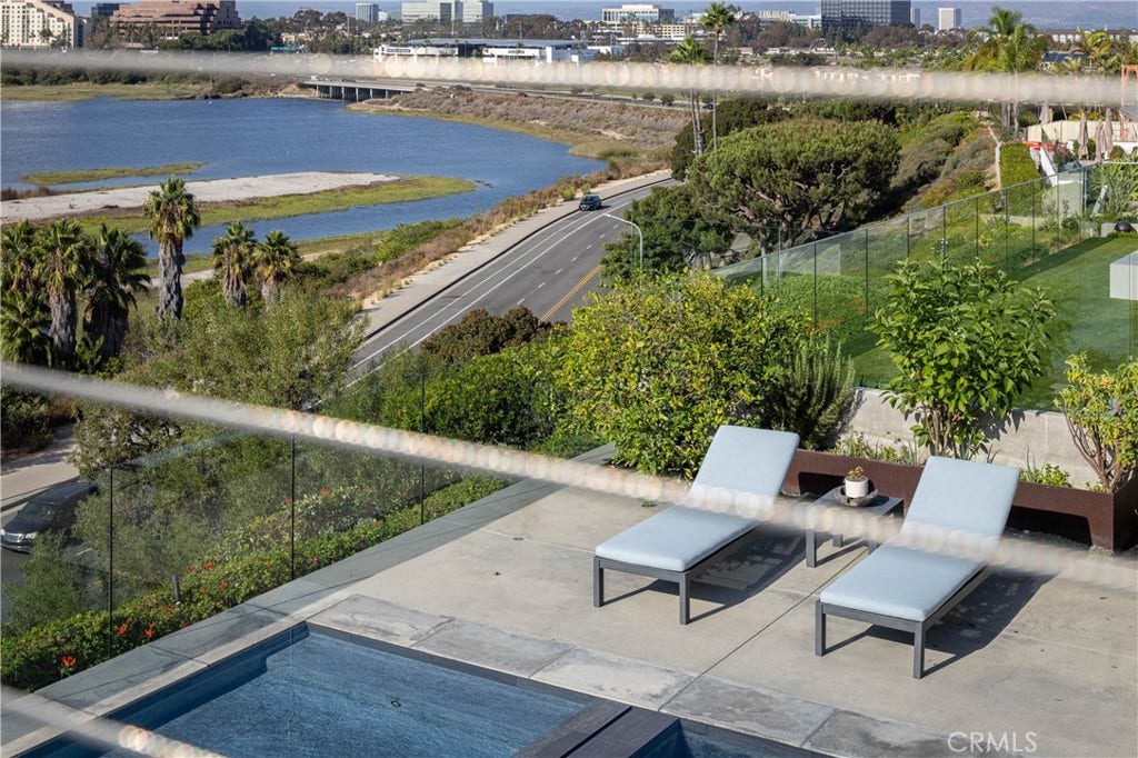 2975 CATALPA STREET, Newport Beach, CA 92660