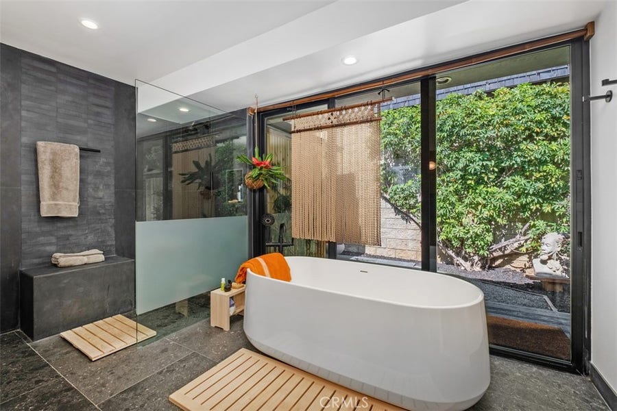 Property photo for 290 Ledroit, Laguna Beach, CA