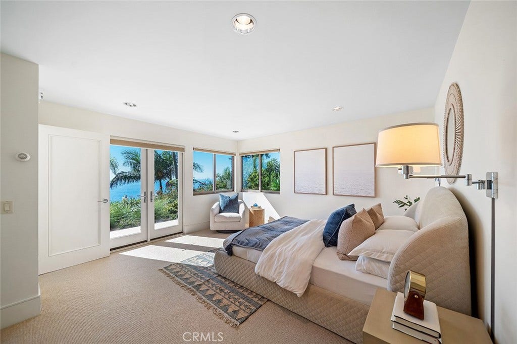 48 N Vista De Catalina, Laguna Beach, CA 92651 48 N Vista De Catalina, Laguna Beach, CA 92651