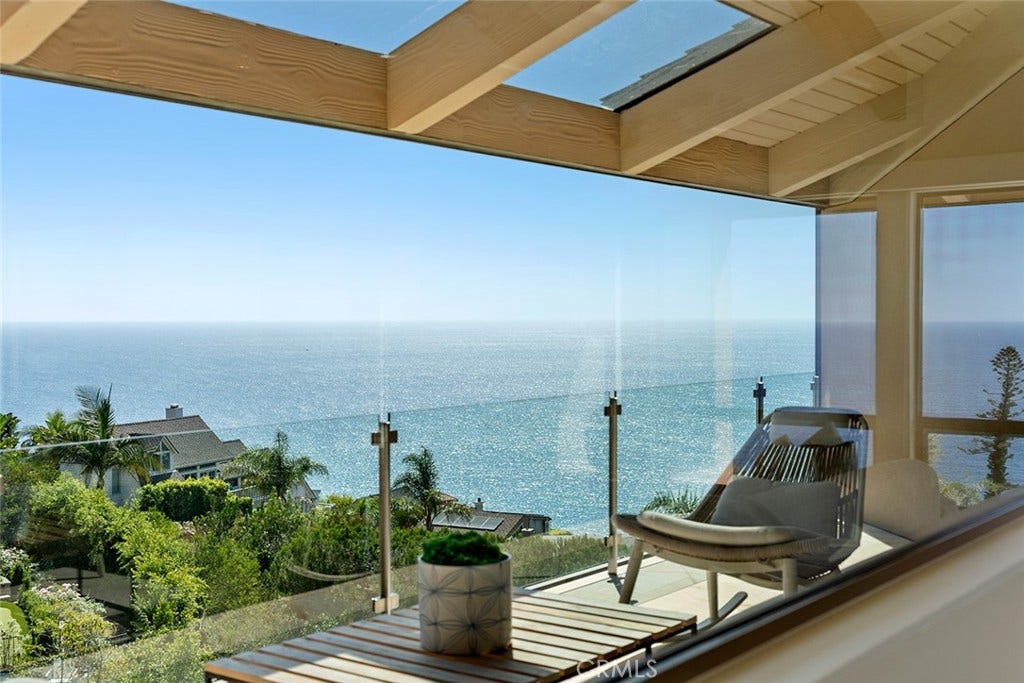 48 N Vista De Catalina, Laguna Beach, CA 92651 48 N Vista De Catalina, Laguna Beach, CA 92651