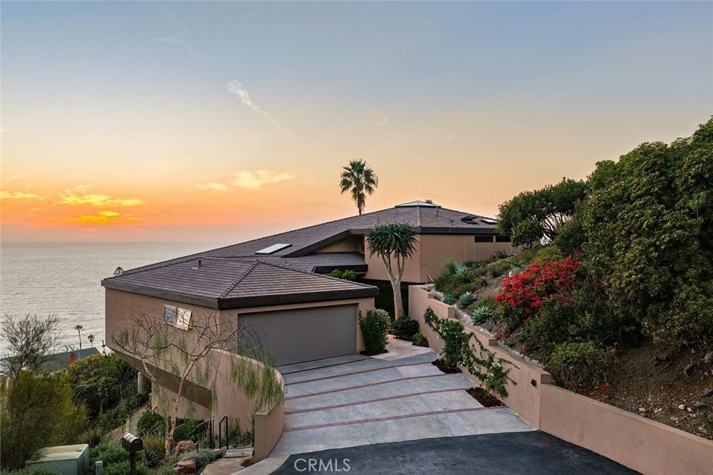 48 N Vista De Catalina, Laguna Beach, CA 92651 48 N Vista De Catalina, Laguna Beach, CA 92651
