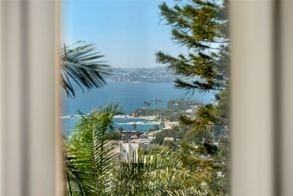48 N Vista De Catalina, Laguna Beach, CA 92651 48 N Vista De Catalina, Laguna Beach, CA 92651