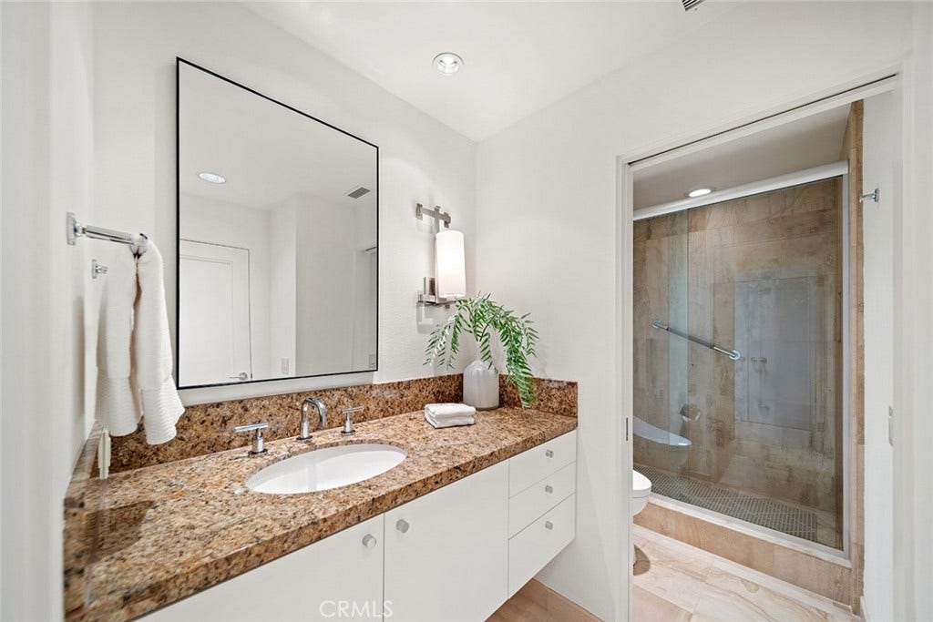 48 N Vista De Catalina, Laguna Beach, CA 92651 48 N Vista De Catalina, Laguna Beach, CA 92651