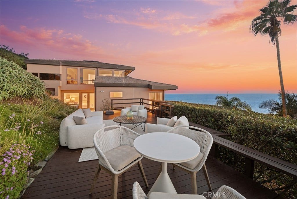 48 N Vista De Catalina, Laguna Beach, CA 92651 48 N Vista De Catalina, Laguna Beach, CA 92651