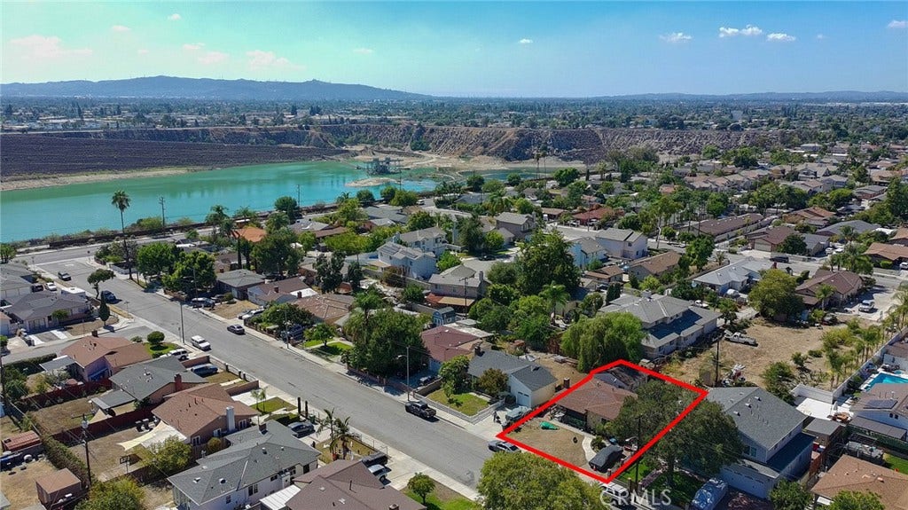 4855 La Sena, Baldwin Park, CA 91706 4855 La Sena, Baldwin Park, CA 91706