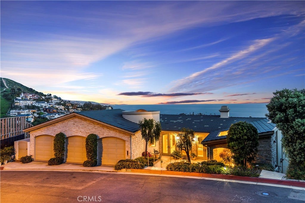 1221 Emerald Bay, Laguna Beach, CA 92651 1221 Emerald Bay, Laguna Beach, CA 92651