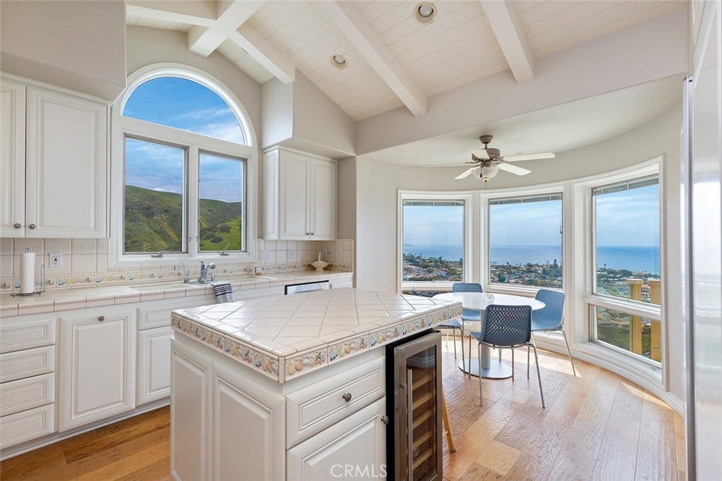 1221 Emerald Bay, Laguna Beach, CA 92651 1221 Emerald Bay, Laguna Beach, CA 92651