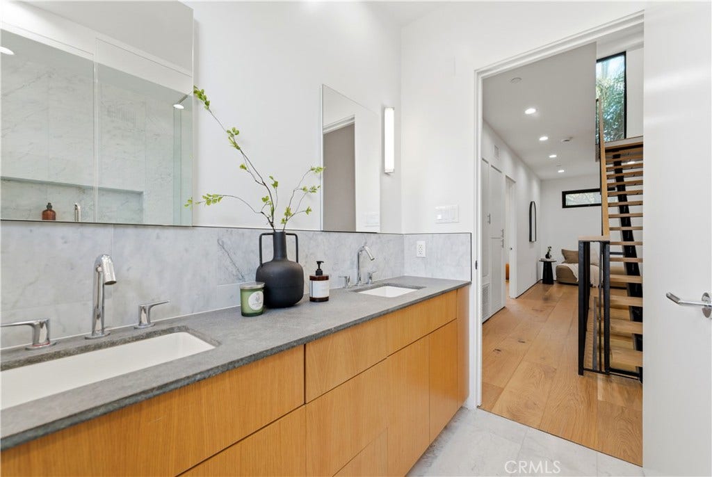 11702 Charnock Road, Los Angeles, CA 90066 11702 Charnock Road, Los Angeles, CA 90066