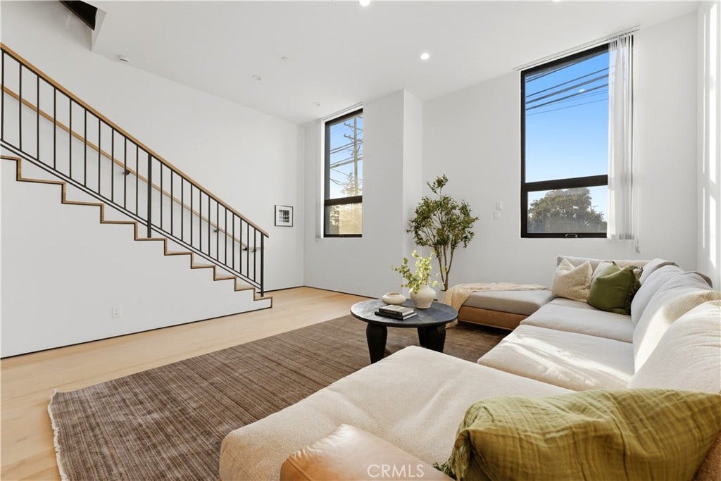 11702 Charnock Road, Los Angeles, CA 90066 11702 Charnock Road, Los Angeles, CA 90066