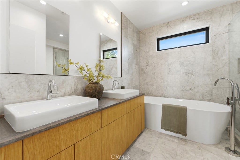 11702 Charnock Road, Los Angeles, CA 90066 11702 Charnock Road, Los Angeles, CA 90066