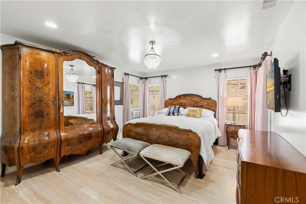744 Oak, Laguna Beach, CA 92651 744 Oak, Laguna Beach, CA 92651